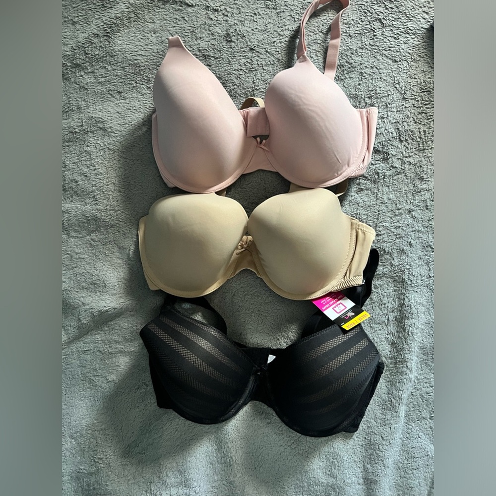 Maidenform 36 DD bras, set of 3, new. Black, pink, tan. Back close